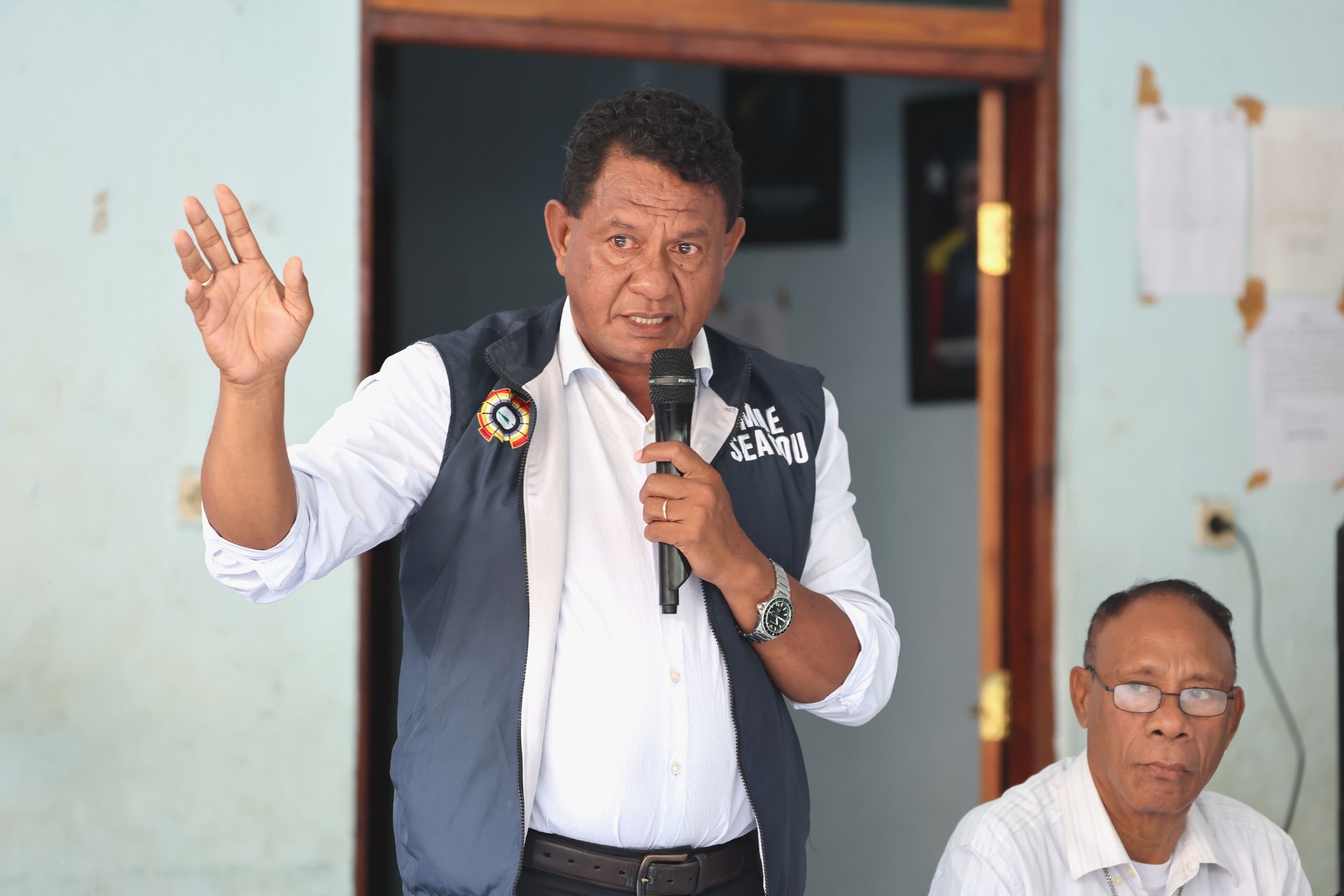 𝐆𝐎𝐕𝐄𝐑𝐍𝐔 𝐇𝐀𝐋𝐀’𝐎 𝐃𝐈Á𝐋𝐎𝐆𝐔 𝐇𝐎 𝐊𝐎𝐌𝐔𝐍𝐈𝐃𝐀𝐃𝐄 𝐀𝐅𝐄𝐓𝐀𝐃𝐔 𝐒𝐈𝐑𝐀 𝐊𝐎𝐍𝐀-𝐁𝐀 𝐀𝐋𝐀𝐑𝐆𝐀𝐌𝐄𝐍𝐓𝐔 𝐄𝐒𝐓𝐑𝐀𝐃𝐀 𝐈𝐇𝐀 𝐒𝐔𝐊𝐔 𝐌𝐀𝐍𝐋𝐄𝐔𝐀𝐍𝐀.